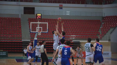 Karatay, güçlü rakibine direnemedi