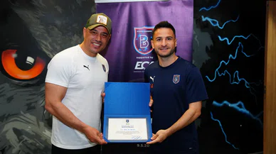 Konyalı Ömer Ali Şahiner mezun oldu