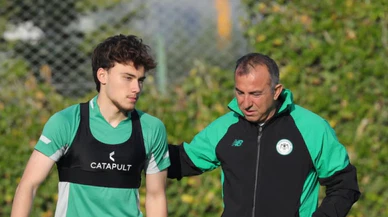 Konyaspor'da Recep Uçar, genç oyuncu ile görüştü