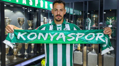 Konyaspor'da iç transfer! Yeni sözleşmeye imza attı
