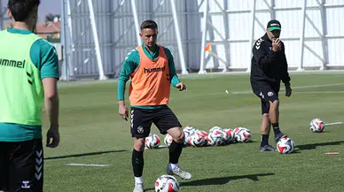 Konyaspor, antrenman sonrası izne ayrıldı