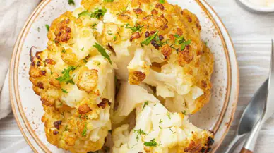 Karnabahar Pişirirken Koku Sorununa Son: Şeflerin Ortak Sırrı Ortaya Çıktı!