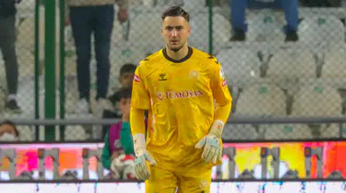 Konyaspor’da Recep Uçar, kaleci Deniz’e örnek vererek sahip çıktı!