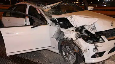 Aksaray’da mucize kurtuluş! Otomobil hurdaya döndü, sürücü sağ çıktı