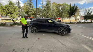 Karaman’da otomobil ile elektrikli bisiklet çarpıştı! 1 yaralı