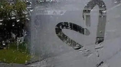 Buharlanan Camlara Son! Evdeki 3 Malzemeyle Temiz, Net Görüş