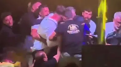 Düğünde korkutan anlar! Alkolü fazla kaçırdı, kadın soliste saldırdı