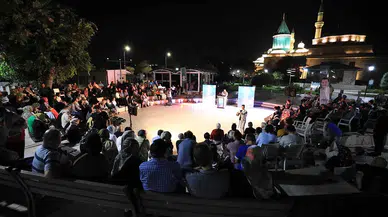 Konya'da Uluslararası 14. Mevlânâ Şiir Şöleni düzenlendi