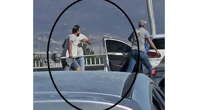 Kürekle saldırdı! Trafikte pes dedirten anlar