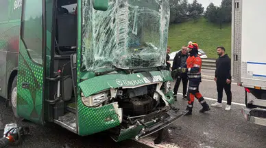 Konyaspor takım otobüsü kaza yaptı!