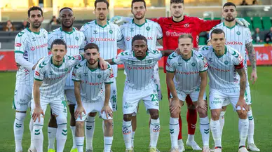Konyaspor'da 3 oyuncu ceza sınırında yer alıyor
