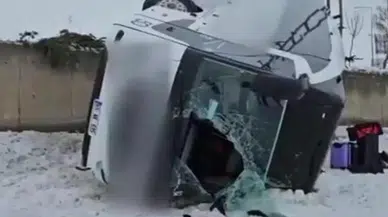 Yolcu otobüsü devrildi! Çok sayıda yaralı var