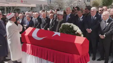 Eski TBMM Başkanı Cindoruk son yolculuğuna uğurlandı