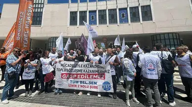 4 belediyenin memurları, iş bırakıp CHP il binasına yürüdü