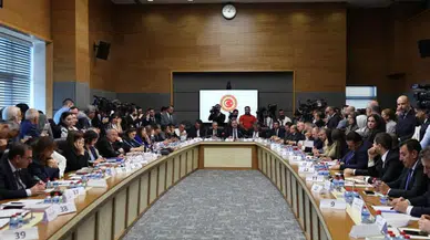 'Çerçeve yasa' teklifi komisyonda kabul edildi