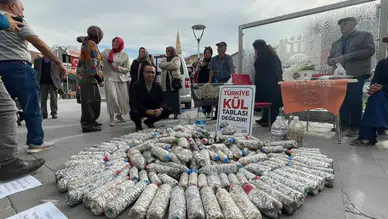 Karaman’da dikkat çeken etkinlik! “Türkiye kül tablası değildir!”