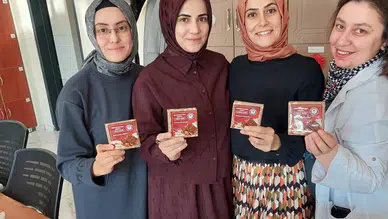 Eğitim-Bir-Sen Konya Şubesi’nden Öğretmenler Günü’ne anlamlı jest