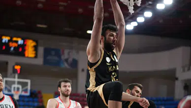 TBL'de haftanın maçı! Konya Büyükşehir, lidere konuk oluyor