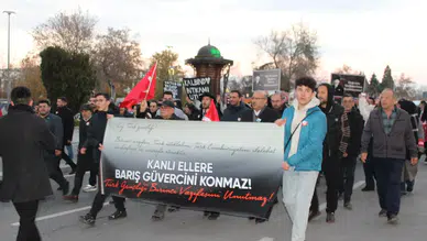 Konya şehitler için yürüdü! "Devletin onuru pazarlık konusu olmaz!"