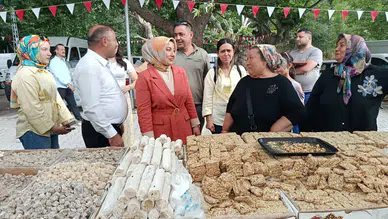 Konya’da 12. Kiraz Festivali tüm hızıyla sürüyor