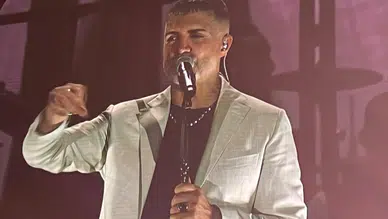 Konya'da müzik şöleni! Özcan Deniz Konya’yı coşturdu!