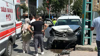 Konya’da kavşakta can pazarı! 1’i çocuk 6 yaralı