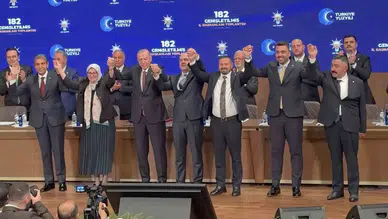 9 belediye başkanı AK Parti’ye katıldı