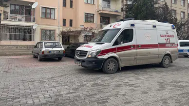 Konya'da yaşlı adam tüfekle kendini vurdu