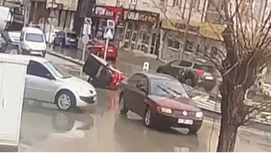 Karaman’da trafik kazası: Elektrikli bisiklet sürücüsü hastaneye kaldırıldı