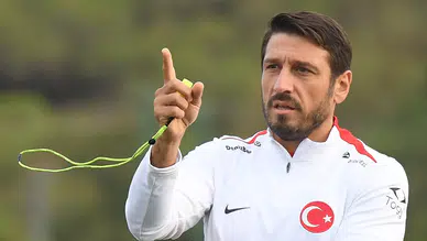 Egemen Korkmaz maçta rahatsızlanarak hasteneye kaldırıldı