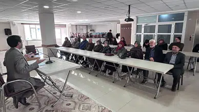Konya Bozkır’da hacı adaylarına kapsamlı eğitim semineri
