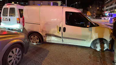 Konya’nın en işlek caddesinde kaza! 2 yaralı