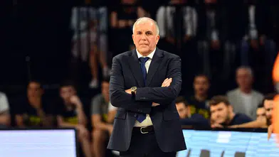 Fenerbahçe'de tarihi zafere imza atmıştı! Efsanesi olduğu kulüple imzaladı