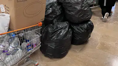 Konya’daki marketlere 1 TL akını!  Vatandaş hijyensizliğe isyan etti