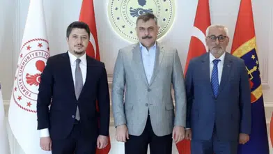 Özboyacı ve Yarar, Konyalı Bakan ile görüştü