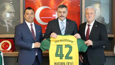 Konya ekibinden İçişleri Bakanı Çiftçi'ye özel sürpriz