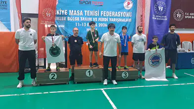 Kendilerinden 2 yaş büyük rakiplerle yarıştılar! Konya’dan şampiyonluk geldi