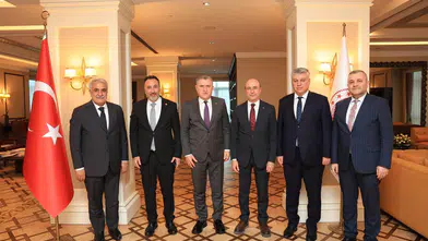 Başkan Pekyatırmacı, Bakan Bak’ı Konya’ya çağırdı