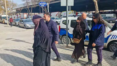 Konya'da zabıtayı bile şaşırtan dilencilik! "Bunlara para vermeyin"