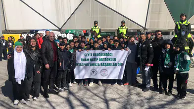 Seyit Ulugülyağcı İmam Hatip Ortaokulu’ndan Konyaspor’a tam destek