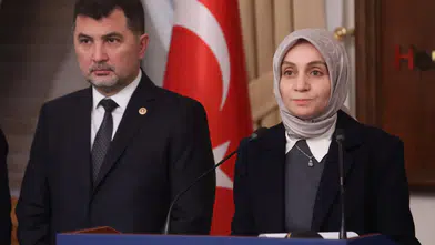 Konyalı siyasetçi duyurdu! Doğum izni artıyor, 15 yaş altına sanal medya yasaklanıypr