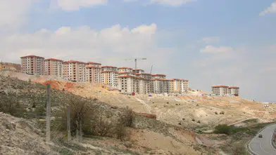 TOKİ Konya’da 5 yıl sonra kolları sıvadı