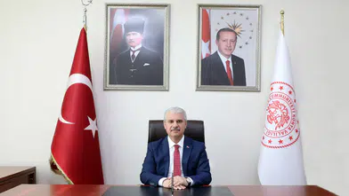 Vali Akın’dan 1 Mayıs mesajı: “Emekçilerimiz ülkemizin temel direğidir”
