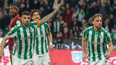 Konyaspor fırtına gibi esiyor! Trabzonspor'u da geçtik