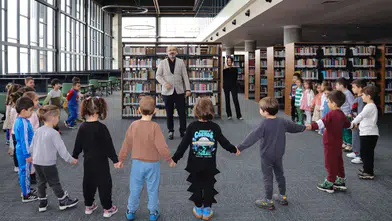 NEÜ kütüphanesi küçük okuyucular için kapılarını araladı