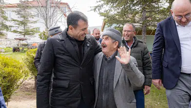 Başkan Özgökçen, vatandaşın dertlerini dinledi