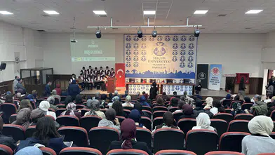 Konya’da Meclis Simülasyonu! Öğrenciler fark yarattı