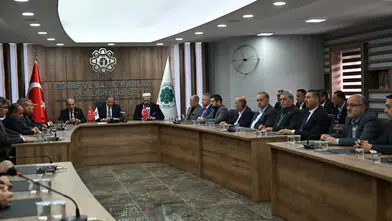 Konya esnafı yeni döneme dua ederek başladı