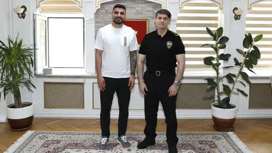 Konyaspor Kaptanı Demirbağ, yeni Emniyet Müdürü’nü ziyaret etti