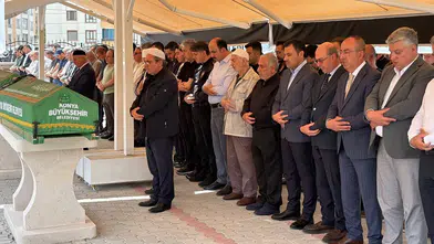 Son yolculuğuna uğurlandı! AK Parti Konya İl Başkanı Özgökçen'in acı günü